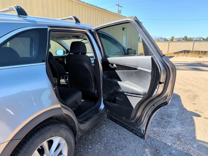 2017 Kia Sorento AWD – 2.4L GDI – 174K Miles – Compression Issue – Clean Title, view 15