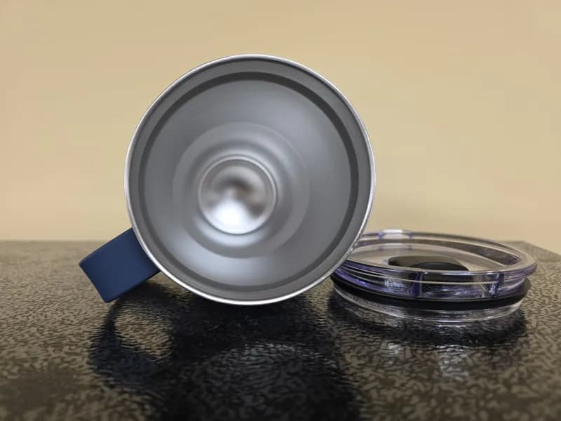 Equipbid Insulated Stainless Travel Mug with Lid 30oz - Yeti Rambler Style, close-up view