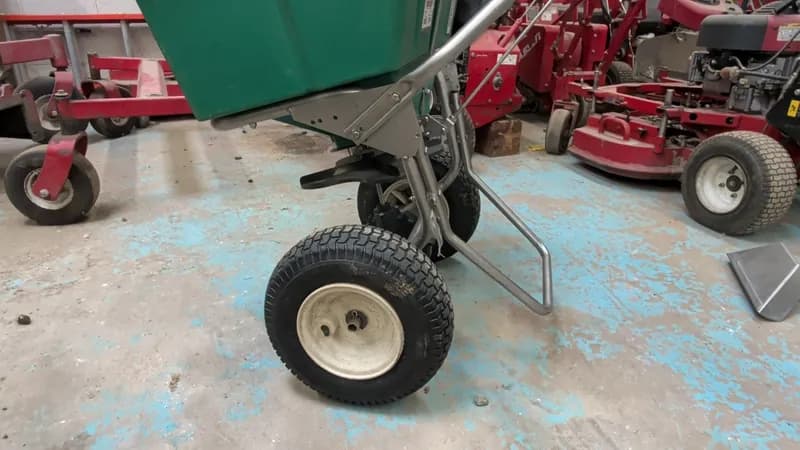 Lesco 80# SS with Deflector Spreader Cart, rear view