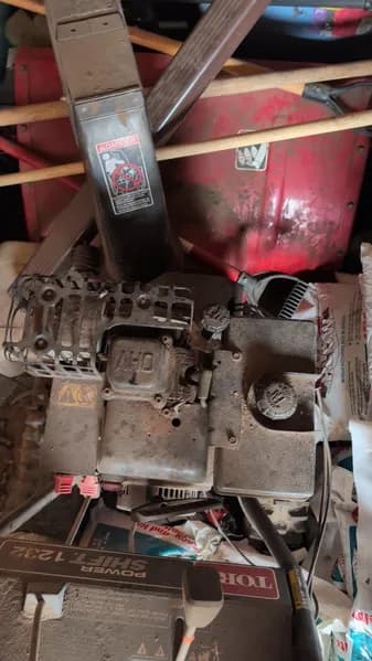 Toro Power Shift 1232 Snow Blower, side view
