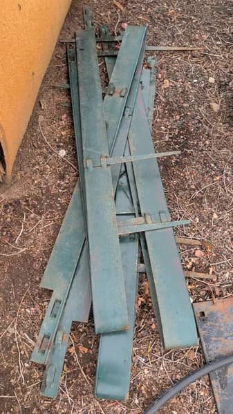 Metal Strapping and Edging Bundle, side view