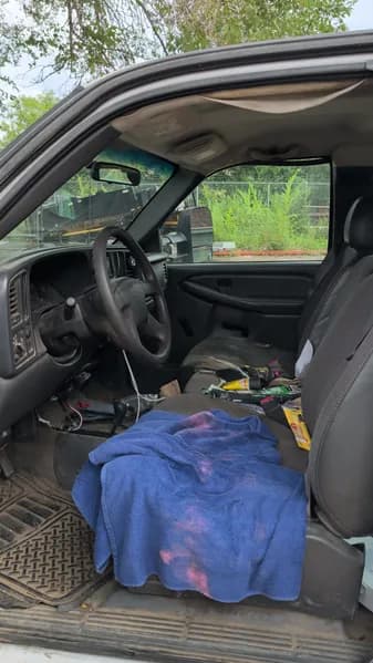 2003 Chevrolet Silverado 2500HD 4x4 – 6.6L Duramax Diesel – 153K Miles – Clean Title, view 12