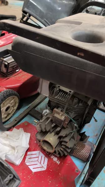 Western Hemisphere 6000 Watt Portable Generator 10 HP, side view