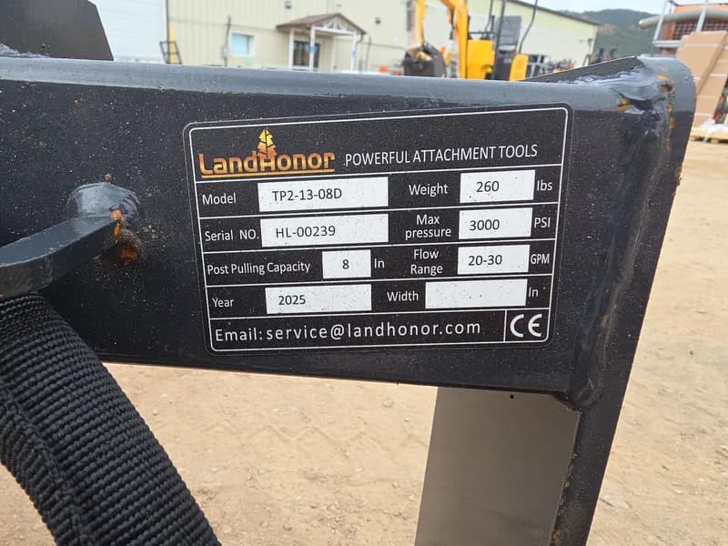 LandHonor Post Puller TP2-13-08D Industrial Grade, rear view