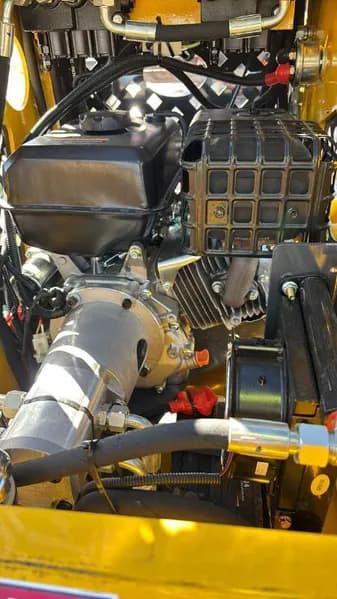Unused SDLL60 Mini Skid Steer Loader, view 8